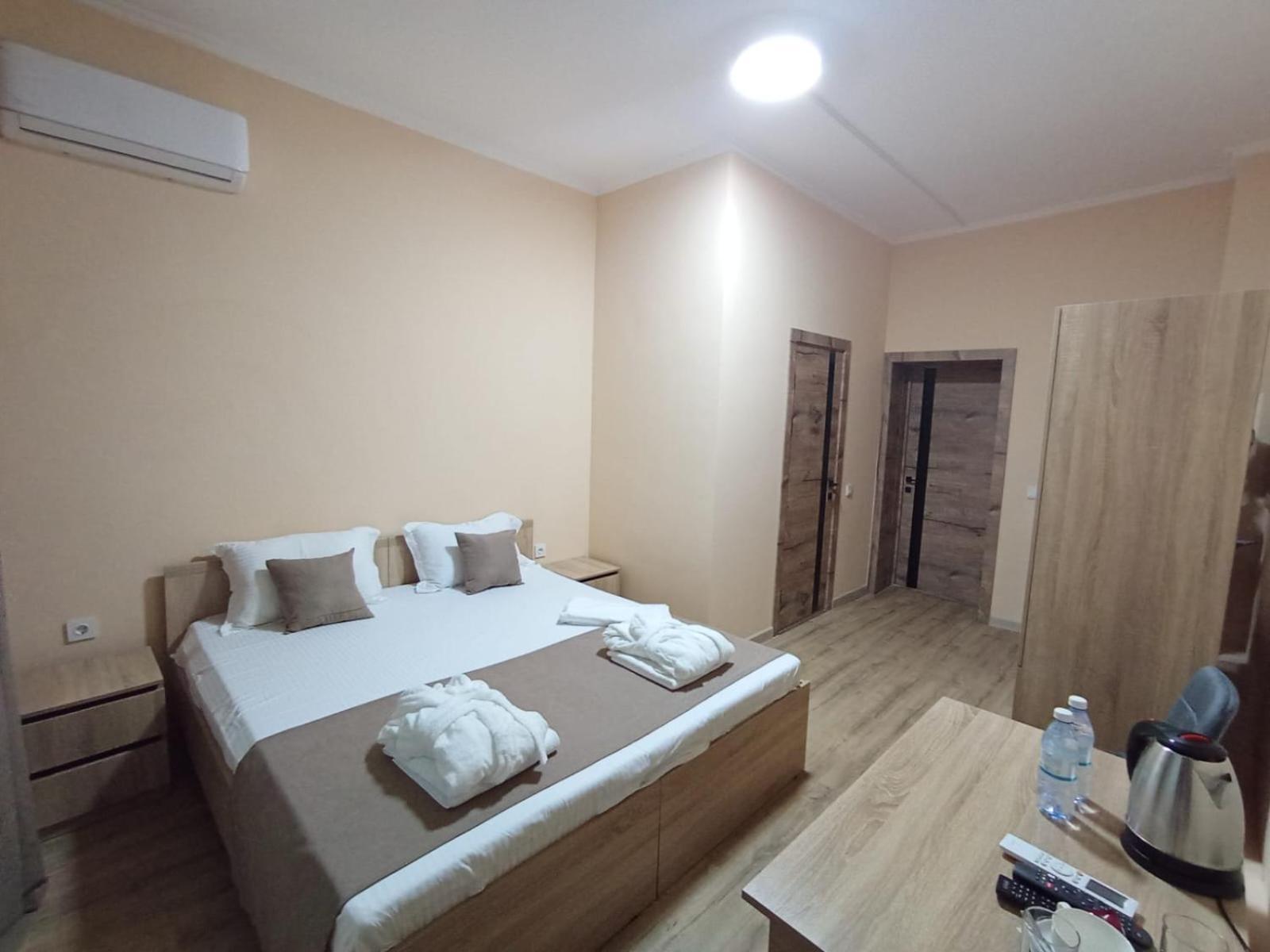 Belon Garden Hotel Астана Екстериор снимка