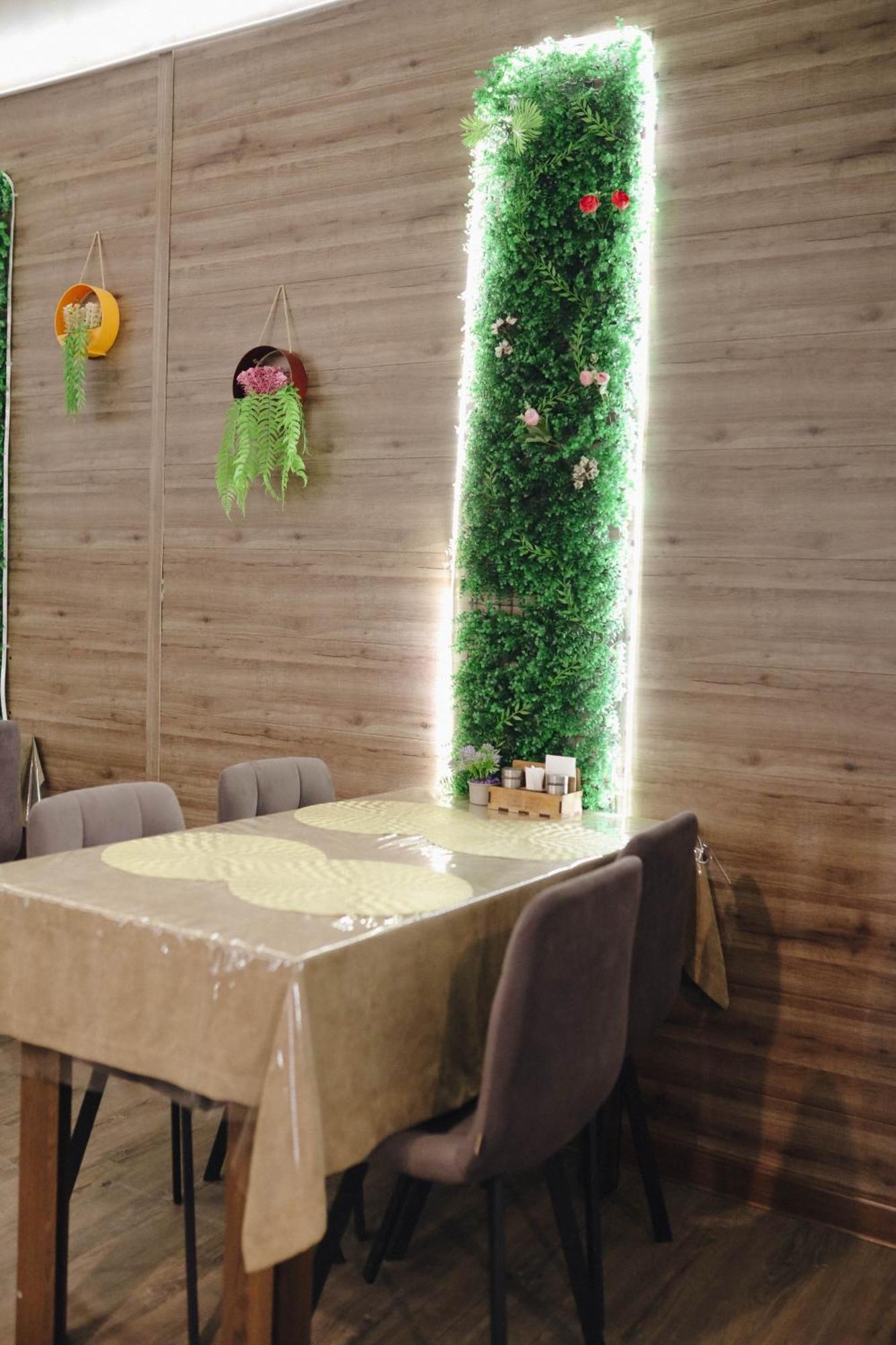 Belon Garden Hotel Астана Екстериор снимка