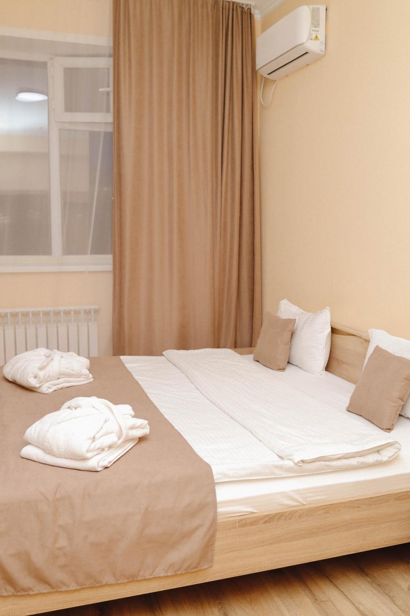 Belon Garden Hotel Астана Екстериор снимка